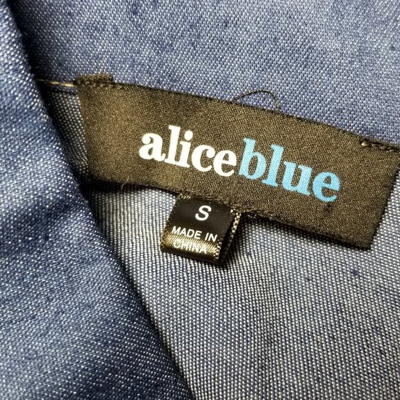 Alice Blue Denim Womens Small Gold Button Up Long Sleeve Western Cowgirl NWT - Picture 6 of 7